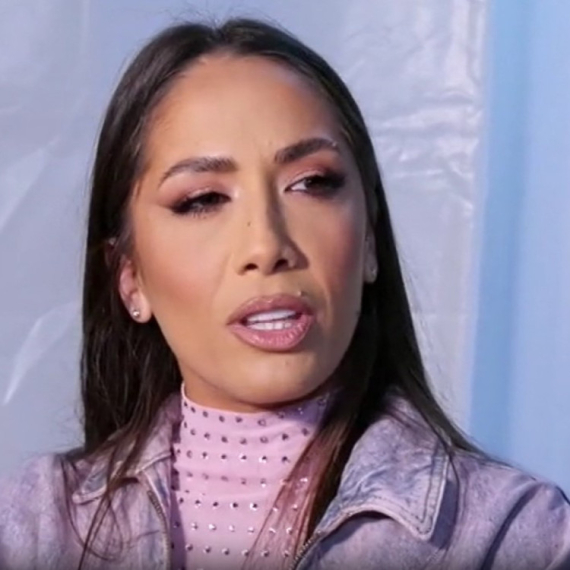 Milena Ćeranić već 15 GODINA radi na ALBUMU, jer nema novca da ga završi; Pevačica upitala kolege: ODAKLE VAM PARE za toliko pesama?! (VIDEO)
