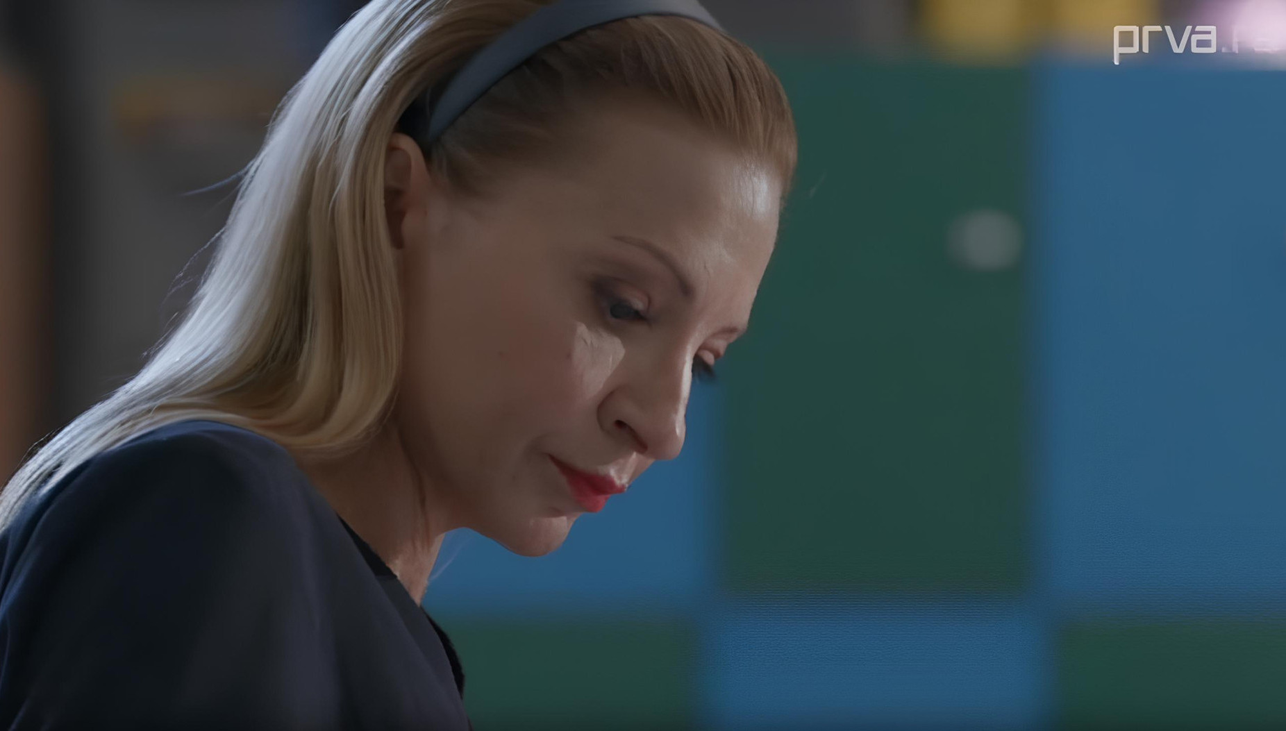 Urgentni centar - Sreda, 1. januar - Sara plače na poslu, prvi put u životu