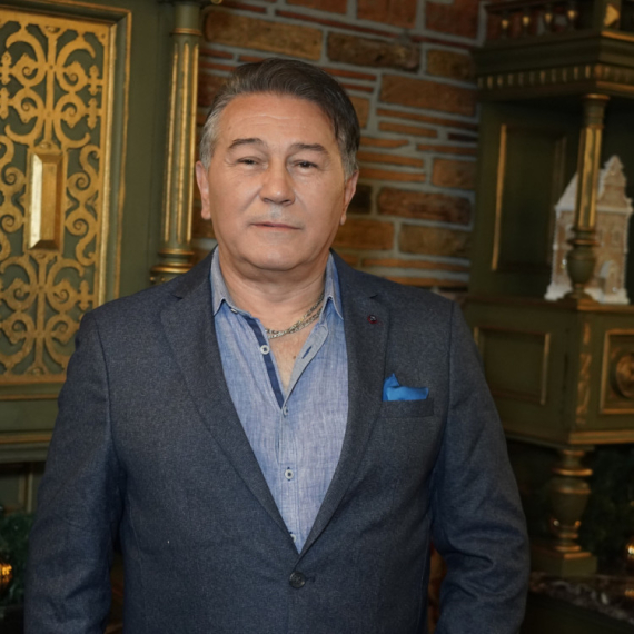 Da li ste znali da je OVA POPULARNA PEVAČICA supruga Halida Muslimovića?