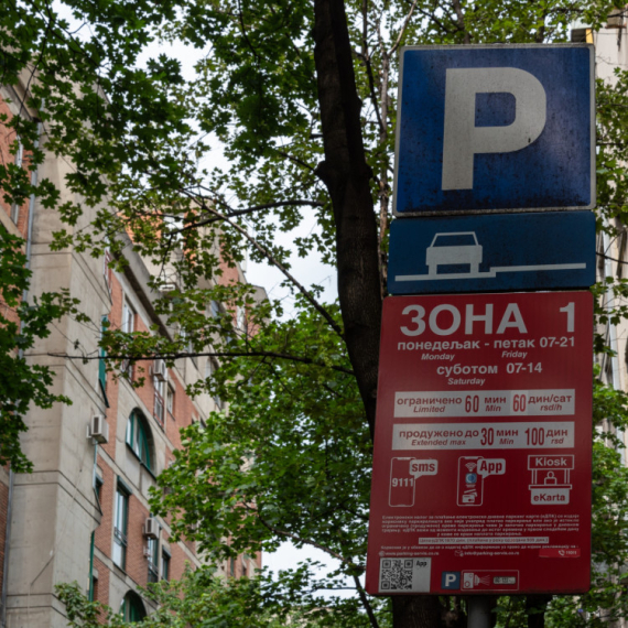 PARKING SERVIS: Od danas povećane cene satnog i produženog vremena parkiranja