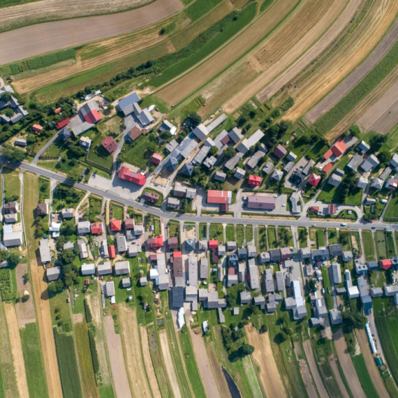 Otkrijte Sulošovu: Selo gde svi stanovnici žive u jednoj ulici dugoj devet kilometara (FOTO/VIDEO)