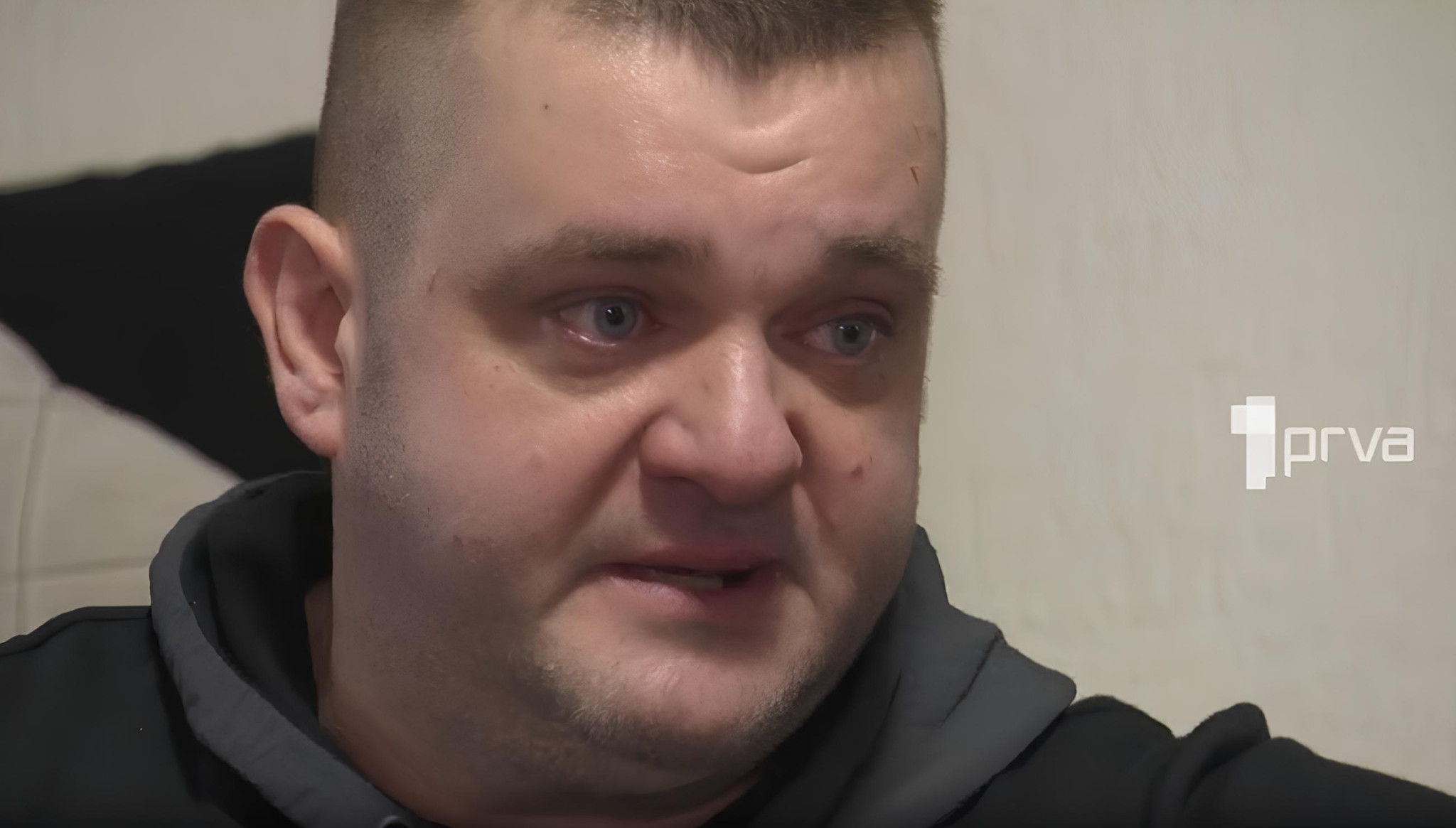 Exploziv - Nedelja, 6. april - I otac i majka