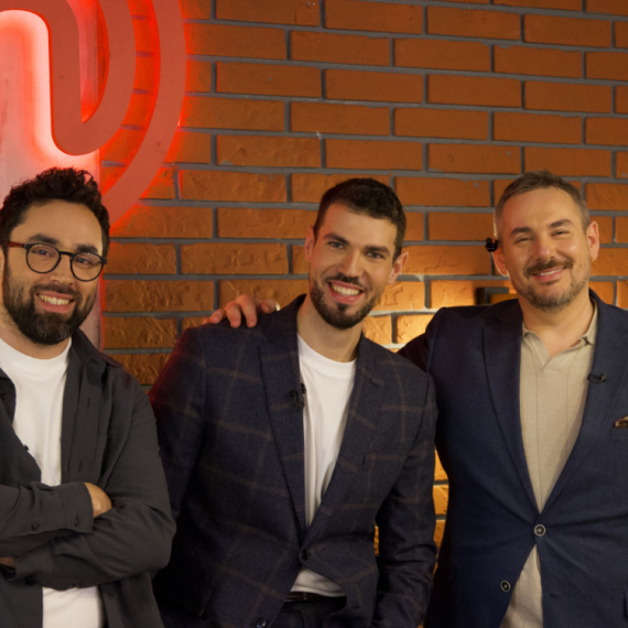 MasterChef Srbija - Četvrtak, 29. maj - Satovi na kuhinjskim stanicama su tu i vreme teče...