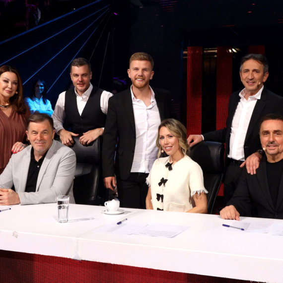 Nikad nije kasno - Nedelja, 1. jun - Nikola Kojić Keba sa ćerkom Natašom u 'vrućim' stolicama!