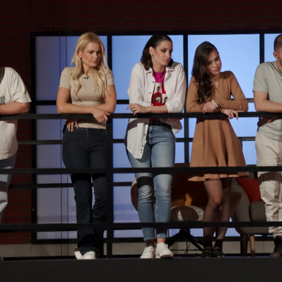 Do sada neviđena scena u "MasterChef Srbija": Pogledajte šta su uradili TAKMIČARI SA BALKONA!