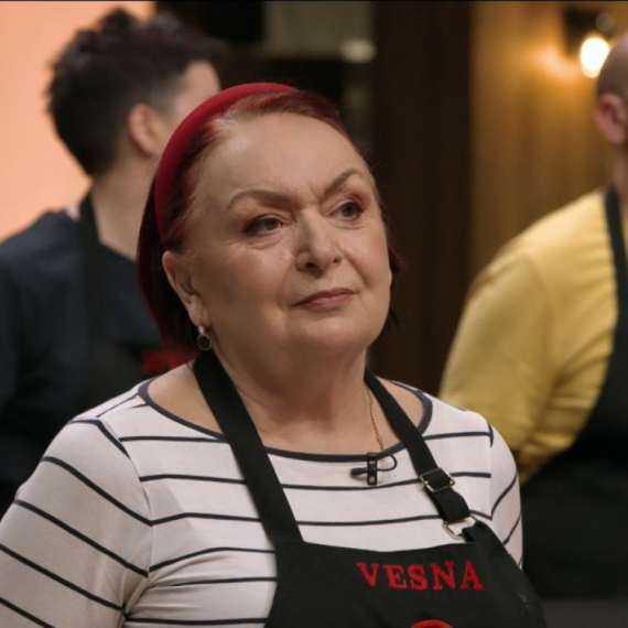 "Ovo će biti BORBA ZA OPSTANAK"; Vesna se LOŠE snalazi u ELIMINACIONOM IZAZOVU: Ne zaboravite, mi smo kuvari AMATERI!