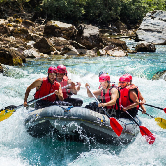 Tara vas zove, a rafting kamp Rajska rijeka dočekuje: novi luks bungalovi, nove avanture i svakodnevni rafting u sezoni 2025