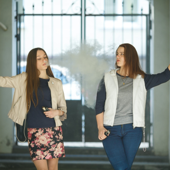 Deca sve češće koriste OVO, a može napraviti VELIKU ŠTETU organizmu! Stručnjaci zabrinuti da loše utiče i na MOZAK i na srce