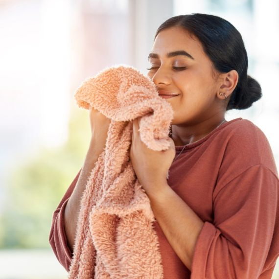 VEŠ ĆE VAM MIRISATI ČAK 3 DANA i to bez omekšivača - starinski trik na koji su mnogi zaboravili
