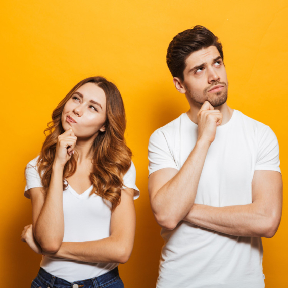 DNEVNI HOROSKOP ZA 13. SEPTEMBAR: Blizanci stavljaju tačku na neke stvari; Strelčevi razmišljaju o BIVŠEM PARTNERU, a Vodolije doživljavaju NEPRIJATNE SITUACIJE