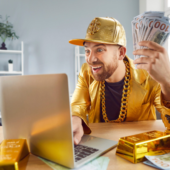 8 znakova da neko GLUMI DA JE BOGAT, a zapravo je ŠVORC: Razmeće se i uvek prvi hvata za novčanik...