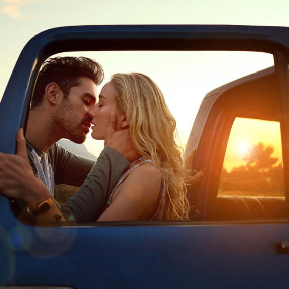 Pet trikova koji VRAĆAJU STRAST u vezu: Probajte i ponovo ćete osetiti LEPTIRIĆE U STOMAKU