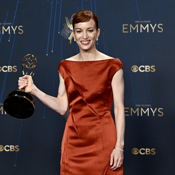 Ovo su svi ovogodišnji dobitnici Emi nagrada: Ispisana istorija