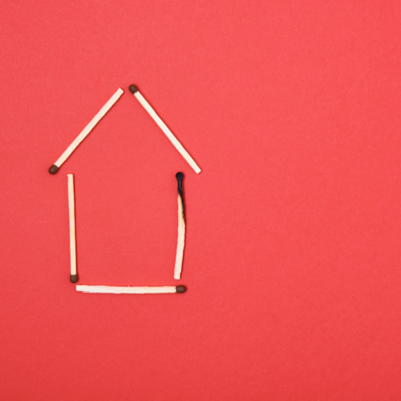 Ovaj TEST mnogi ne mogu da reše: Pomerite jednu šibicu i NAPRAVITE KVADRAT! (VIDEO)