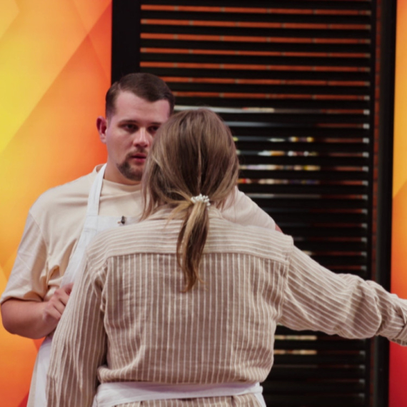 RASPLAKALA se pred svima - Miu savladale emocije, a OVO je razlog njenih suza