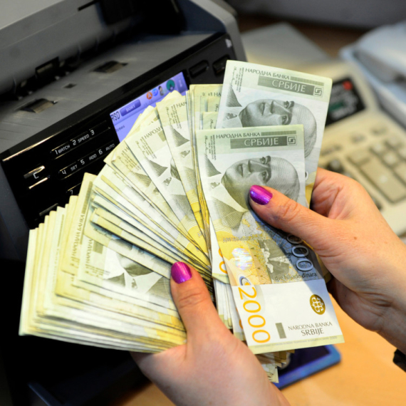 Stiže 20.000 dinara jednokratne pomoći države: Evo ko može da podnese zahtev