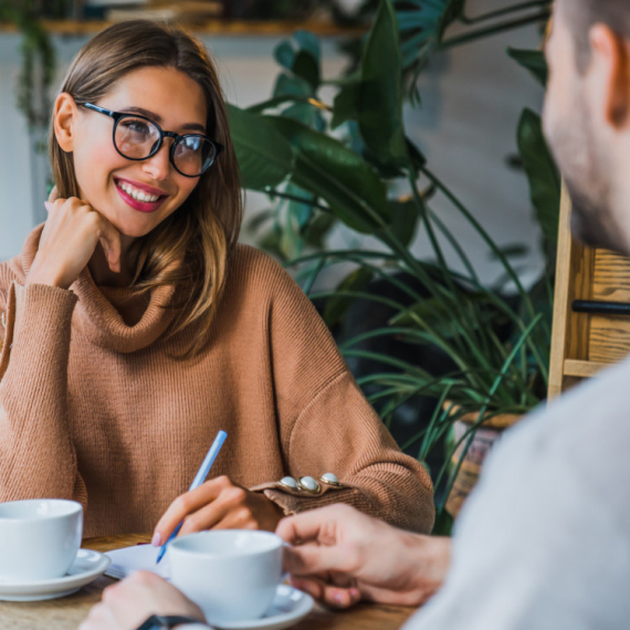DNEVNI HOROSKOP ZA SREDU 1. OKTOBAR: Ribe zbunjene ponašanjem voljene osobe, Škorpije PREKO PRIJATELJA upoznaju nekog interesantnog