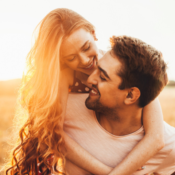 4 ZNAKA ZODIJAKA ČEKAJU DIVNI TRENUCI: Oktobar ovim horoskopskim znacima donosi LJUBAVNI PROCVAT!