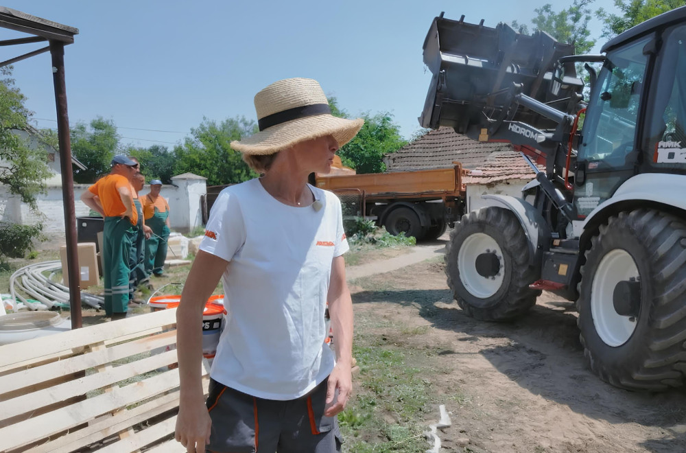 Radna akcija sa Tamarom - Sreda, 1. oktobar - Imali su težak život, ali su u braku pronašli sreću, koju im je obnovljena kuća upotpunila