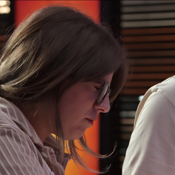 Sudije insistirale da Mia proba ŽABLJE BATAKE: Pogledajte njenu REAKCIJU