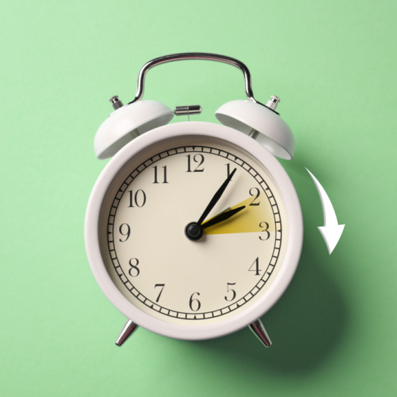 Zimsko računanje vremena: Evo kada se satovi pomeraju unazad