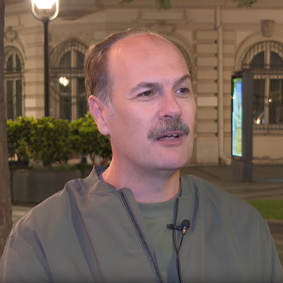 Zavoleli ste ga kao Zokija u seriji "HOTEL ***", a evo šta je glumac rekao o svojoj ulozi!