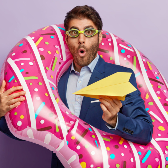 Šta znače TAJNE ŠIFRE u avionu? Ako čujete ove brojeve verovatno ste u opasnosti!