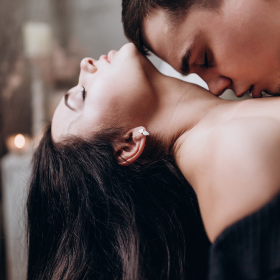 Idealna za nakon napornog dana! Isprobajte PRESKOK POZU - i zabava i OPUŠTANJE u isto vreme