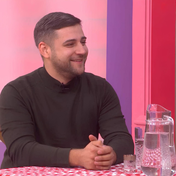 Detalji iz života Mileta Kupusa koje MALO KO ZNA: Prisustvovao je POROĐAJU svoje supruge, završio je ŠKOLU RODITELJSTVA, a OVAJ posao mu je VEĆA LJUBAV od GLUME