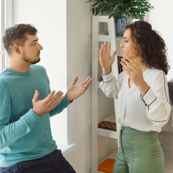 DNEVNI HOROSKOP ZA UTORAK 21. OKTOBAR: Ribe narušavaju odnos s partnerom, Device zabrinute zbog FINANSIJA