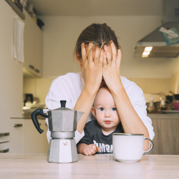 Živela u zabludi: 7 "glupih" stvari zbog kojih je verovala da je dobra majka: Naučila sam lekciju...
