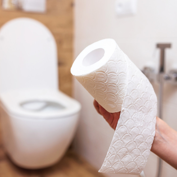 Svi držimo toalet papir na POGREŠNOM MESTU: Može biti opasan i pun bakterija
