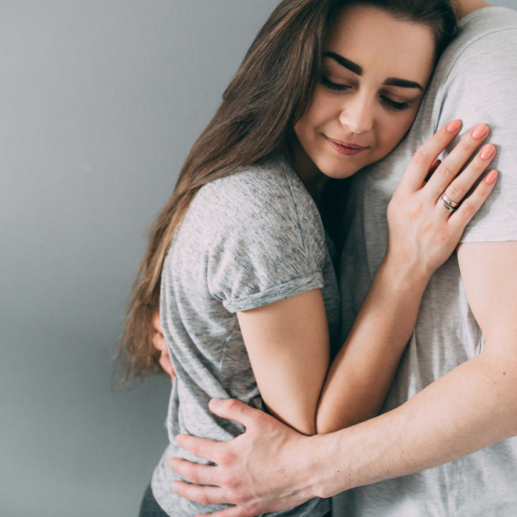 DNEVNI HOROSKOP ZA SUBOTU 1. NOVEMBAR: Device imaju problem sa FINANSIJAMA, Blizanci napokon EMOTIVNO ZADOVOLJNI, a Ovnovi...