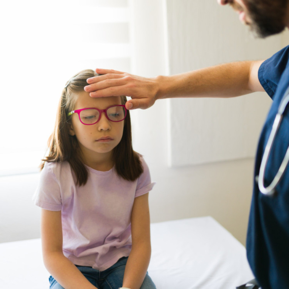 Da li je moguće razlikovati KOVID i prehladu? Stručnjak ima odgovor