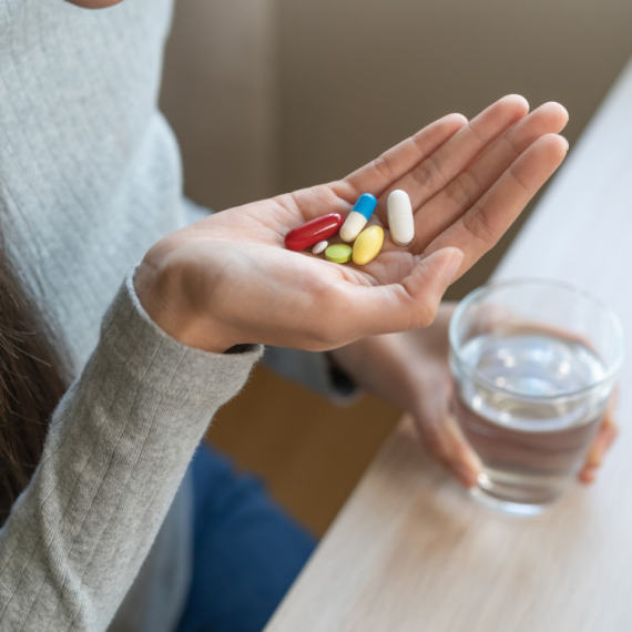 Ako lekove pijete u OVOM POLOŽAJU imaće brže i bolje dejstvo!