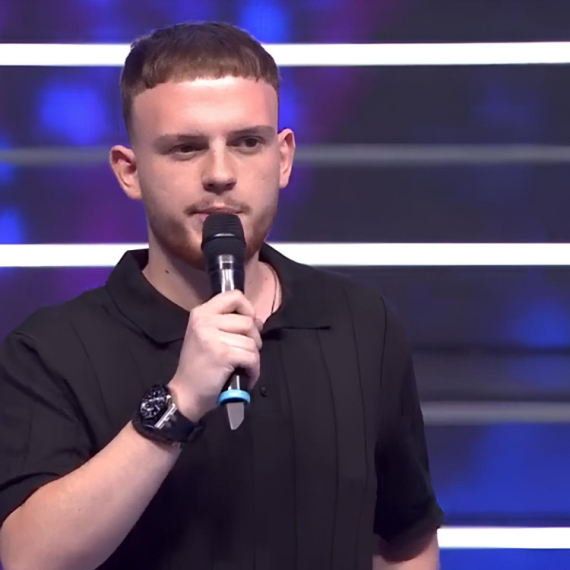 Pevačev sin u "Zvezdama Granda" nadmašio tatu: "Svaka čast sine, vodim te za vikend na tezgu"