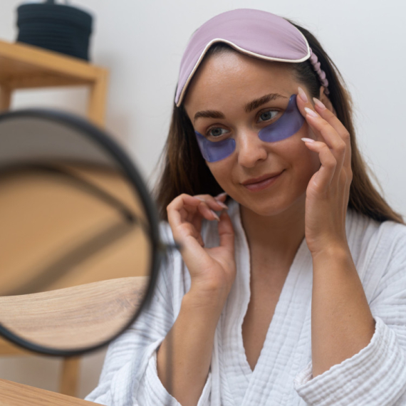 Primenite OVE 3 stvari pred spavanje i češće ćete se buditi bez podočnjaka