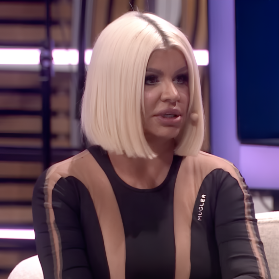 Mnogi ne znaju da Dara Bubamara ima TETOVAŽE na leđima! Otkrila je KOJE ZNAČENJE imaju, ali i koju bi volela još da doda