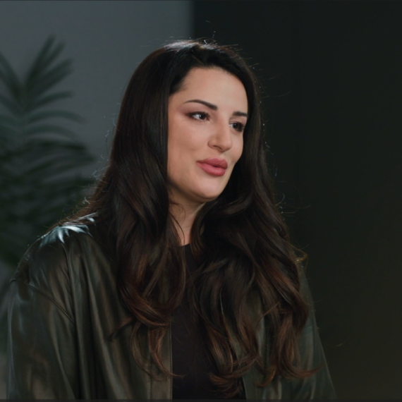 Igra sudbine: Strast i osveta - Sreda, 12. novembar - Olga dolazi u magazin da se obračuna sa Gabrijelom