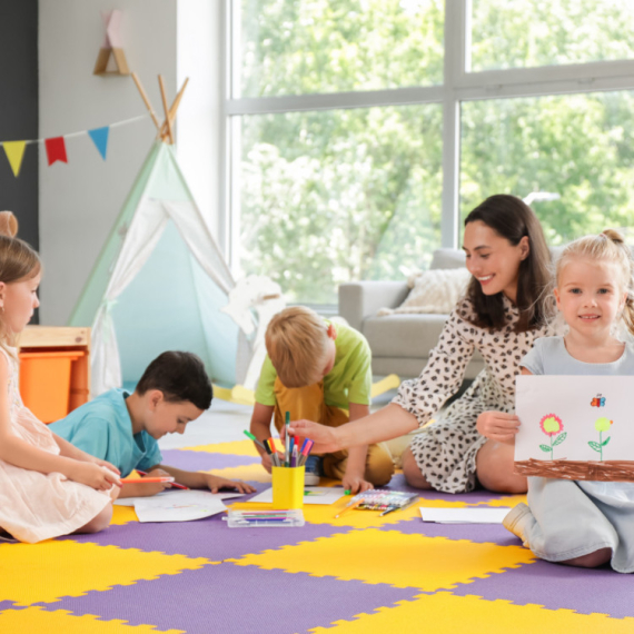 Žena OPSEDNUTA MAJČINSTVOM završila na sudu! U 62. godini rodila 13. DETE, pa LAŽIRALA muževljev potpis da bi dobila JOŠ DVOJE