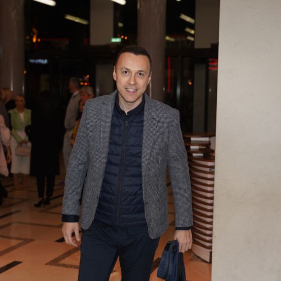 Da li će Bane Mojićević okupiti prvu postavu "Zvezda Granda" na svom KONCERTU? Evo šta je pevač rekao o tome