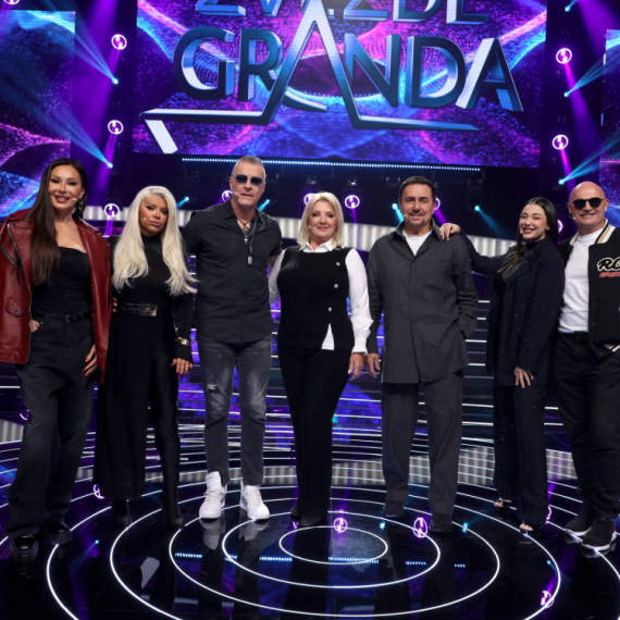 Zvezde Granda - Subota, 15. novembar - Dara Bubamara polomila sto i udarila Kebu: "Za malo da mu oduzmeš život"