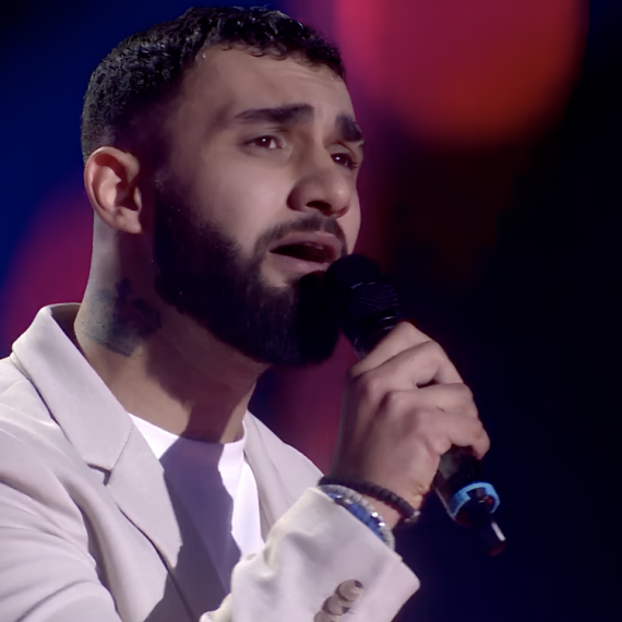 Tada je ceo region PLAKAO zbog njegove tužne životne priče, a sada se vratio u Zvezde Granda BOLJI NEGO IKADA