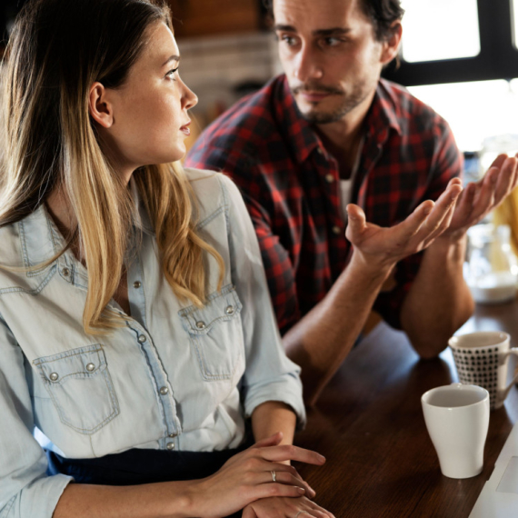 Rasprave koje zbližavaju: Pravila za zdravu dozu drame u vezi