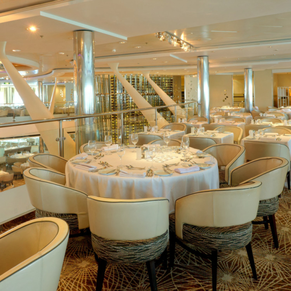 Zašto se proslave sele iz kuća u event centre: Moderan način organizacije događaja