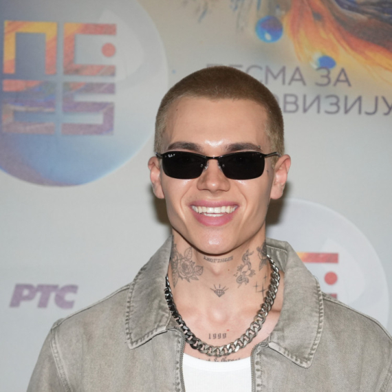 Filari uleteo u TATIN ORMAR i evo šta je OBUKAO! (VIDEO)