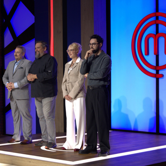 MasterChef Srbija - Petak, 28. novembar - Takmičari pripremaju svoja unapređena jela iz prve epizode