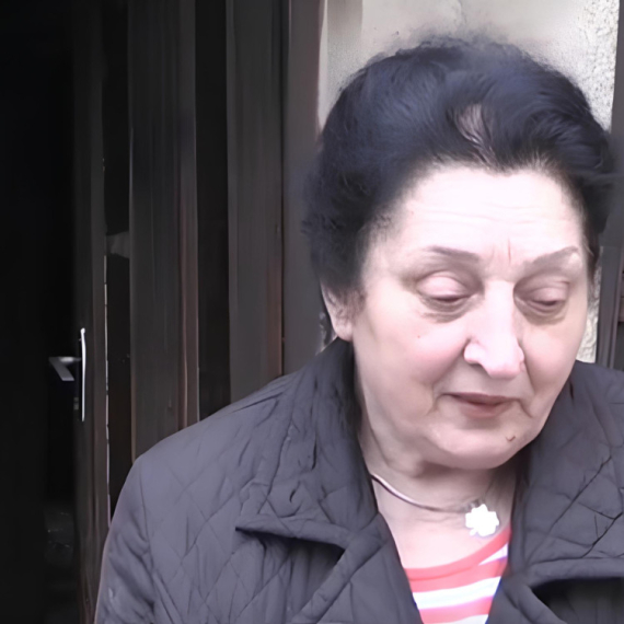 Porodici Anđelković je IZGORELA KUĆA, a sada im je preko potrebna POMOĆ!