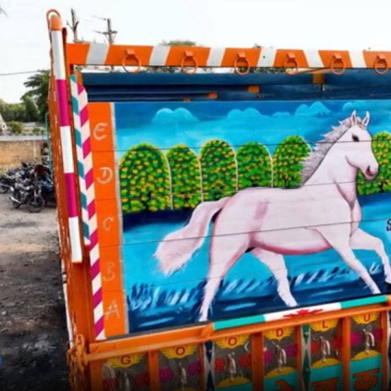 Galileo - Subota, 29. novembar - Upoznajte najluđi par cimerki na svetu