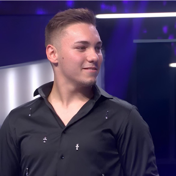 Šok u "Zvezdama Granda": Takmičar za mentora zatražio osobu koja ni ne sedi u žiriju